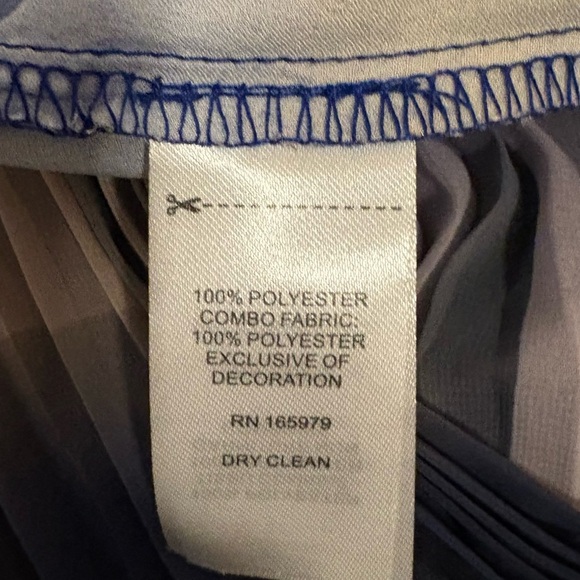 Adrienne Landou Soleil Crossover Pleated Skirt Size Medium - Picture 7 of 8